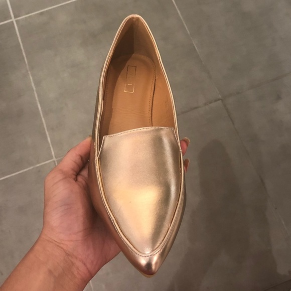 NWT - Pink Shimmering Comfy Flats - Picture 2 of 4